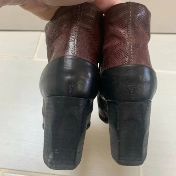 A.S. 98 Black Burgundy Heeled  Leather Booties 36 - Picture 8 of 14